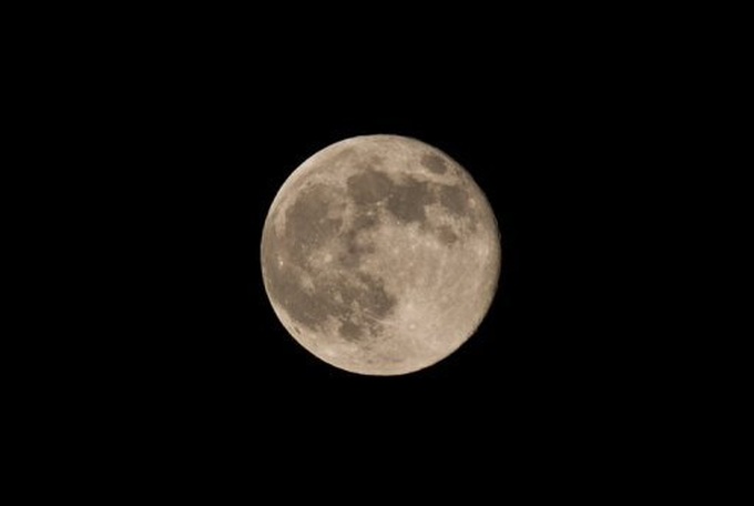 The full moon may make it hard to sleep: study - 1