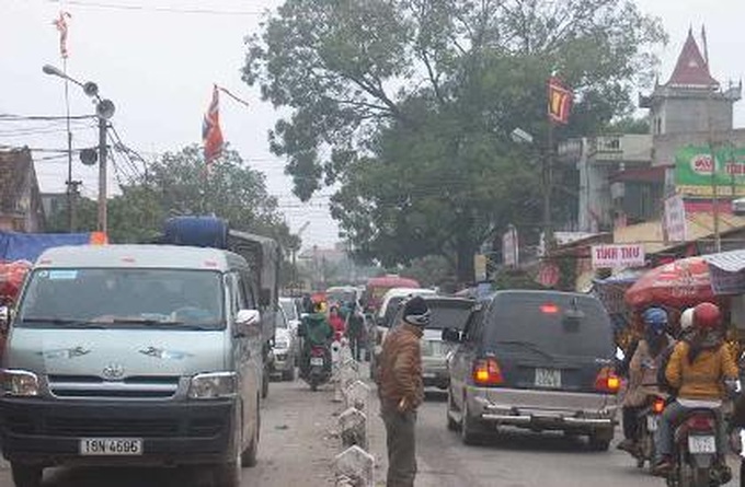 Prices rocket as people rush to Ba Chua Kho Temple - 3 Prices rocket as people rush to Ba Chua Kho Temple - 3