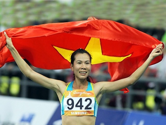 Vietnamese top sprinter breaks leg in accident - 1 Vietnamese top sprinter breaks leg in accident - 1