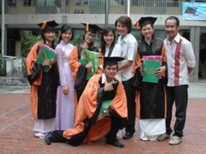 Stations asked to cut down on Chinese and S.Korean films - 1 Stations asked to cut down on Chinese and S.Korean films - 1