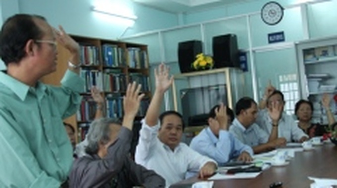 Infighting wrecks private universities - 1