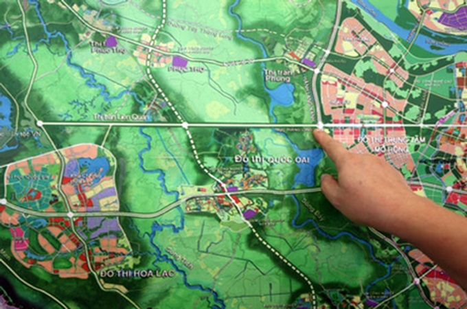 Ministry eyes foreign consultants for Hanoi urban planning - 1