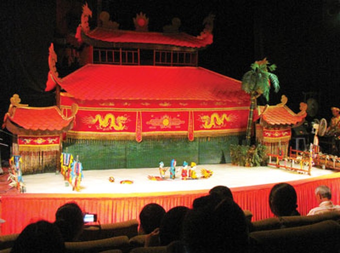 Musical programmes for foreign tourists undeveloped in Vietnam - 1