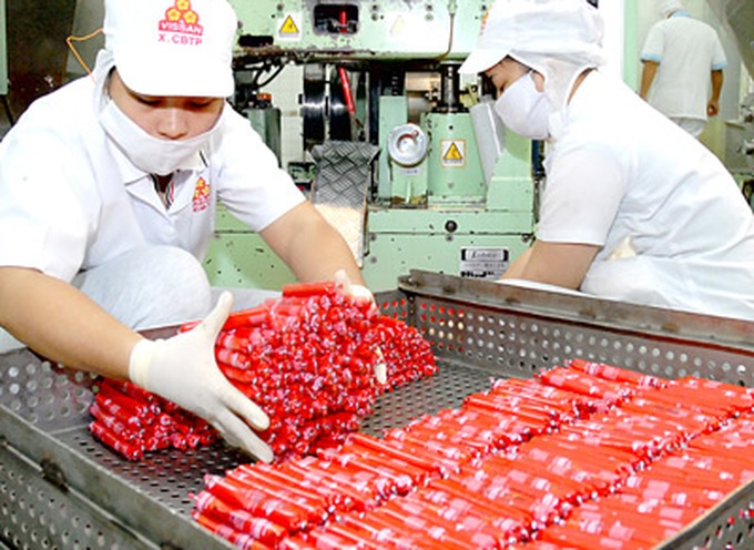 Companies invest ahead of Tet - 1