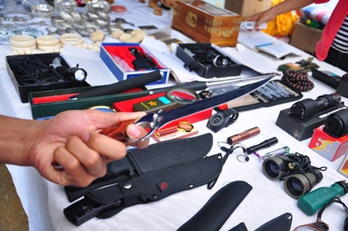 HCM City residents required to hand over weapons - 1 HCM City residents required to hand over weapons - 1