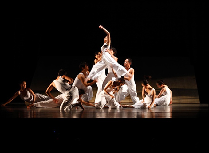 Australian dance troupe to tour Hanoi - 1