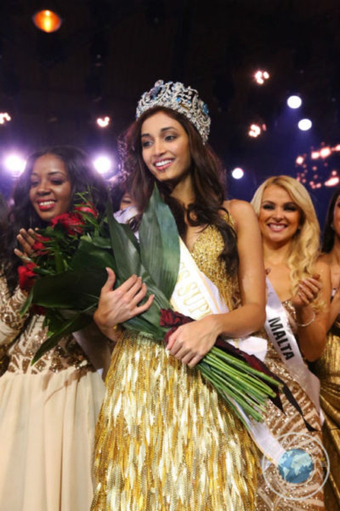 Stylised national dress wins best costume at Miss Supranational - 3