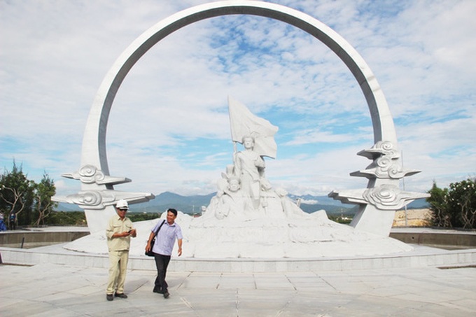 South Reef memorial site opens - 5