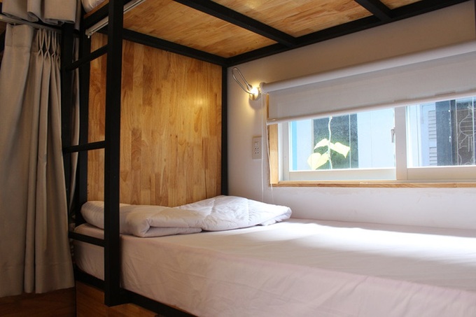 Nha Trang shipping container hostel design praised - 6
