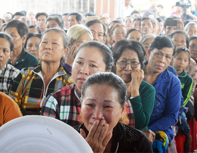 Ca Mau commemorates Storm Linda victims - 2 Ca Mau commemorates Storm Linda victims - 2