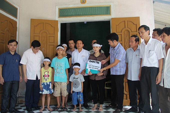 Readers support ill widow and her four children - 1