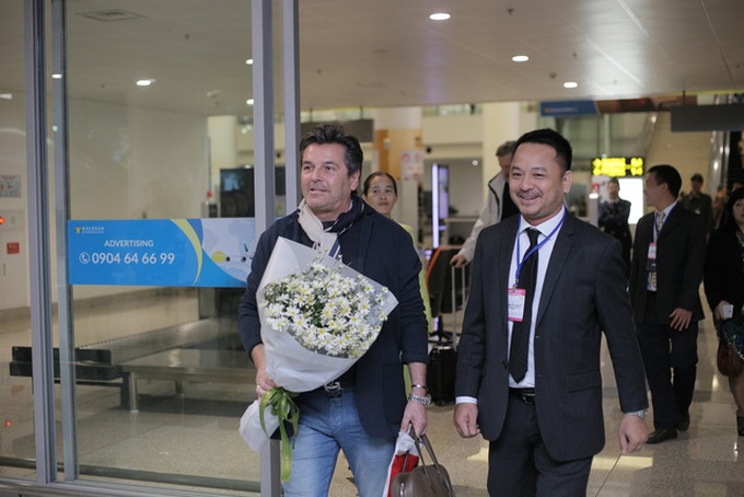 Thomas Anders of Modern Talking welcomed in Hanoi - 1