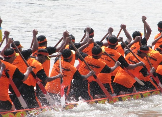 Thousands attend traditional Khmer festival in Soc Trang - 6