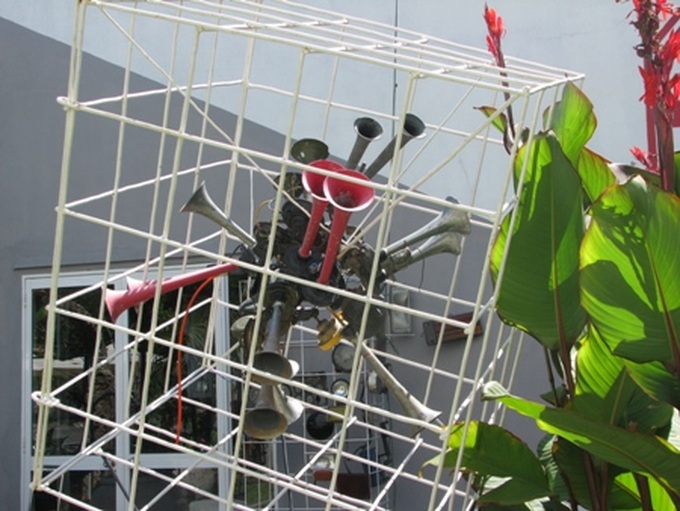 Danang cafe sends message about traffic culture - 10 Danang cafe sends message about traffic culture - 10