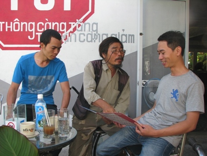 Danang cafe sends message about traffic culture - 4 Danang cafe sends message about traffic culture - 4