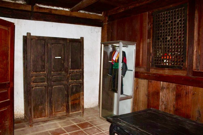 Explore the H'mong King’s Palace in Ha Giang - 6