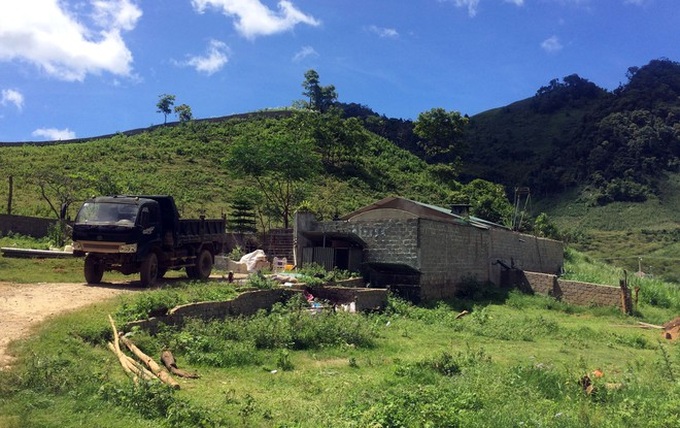 Insides the homes of infamous drug dealers - 6