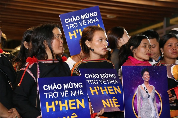 Miss Universe Top 5 finisher H'Hen Nie warmly welcomed home - 2