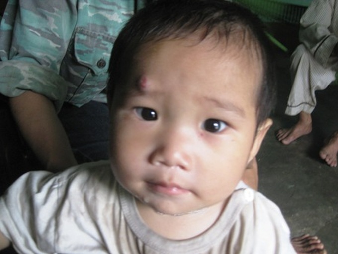 Young woman's lonely struggle to support family - 3 Young woman's lonely struggle to support family - 3