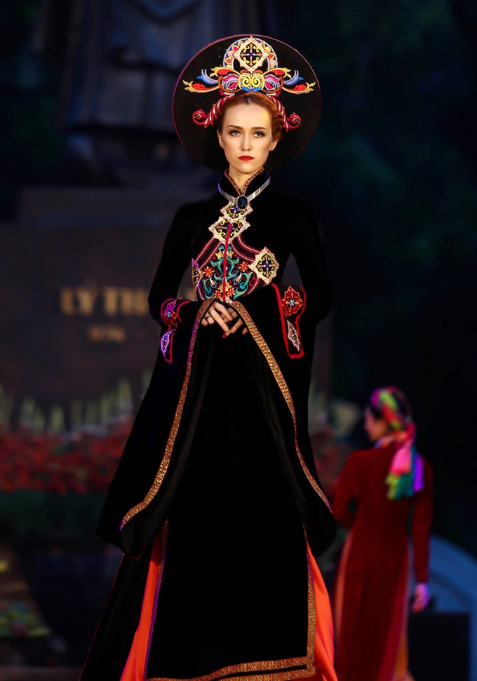 Fashion event celebrates Uncle Ho’s 125th Birthday - 8