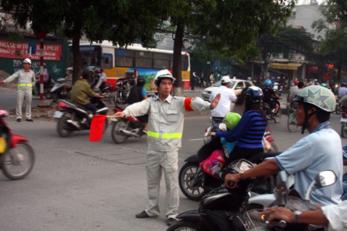 Expert claims Hanoi is capable of curbing traffic congestion - 2 Expert claims Hanoi is capable of curbing traffic congestion - 2