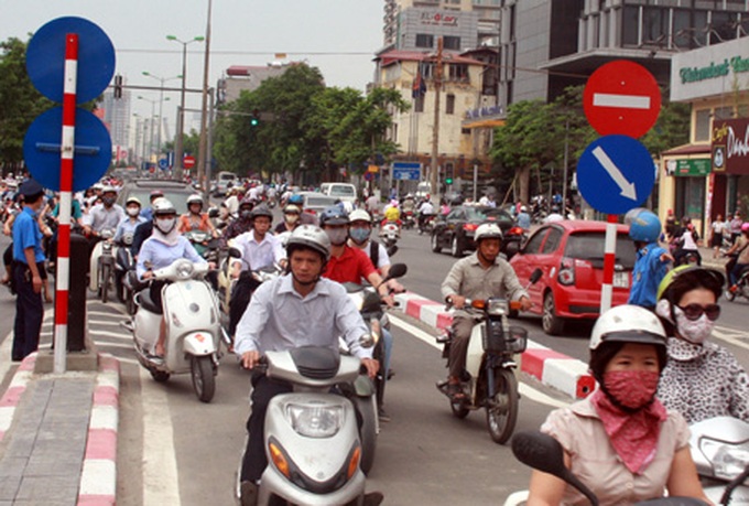 New overpasses fail to clear traffic congestion - 6