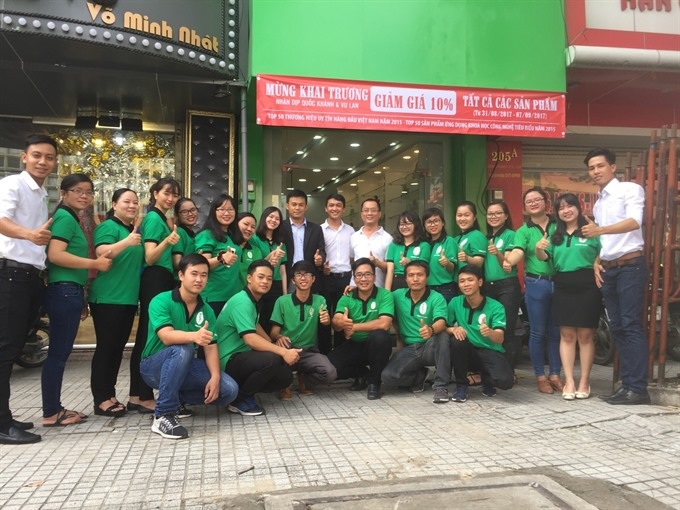 Da Lat youth revives ancient incense industry - 1