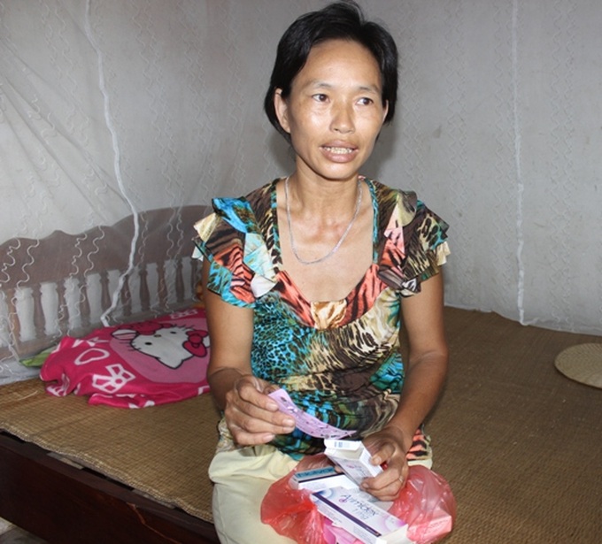Funds granted to homeless woman in Thanh Hoa Province - 2