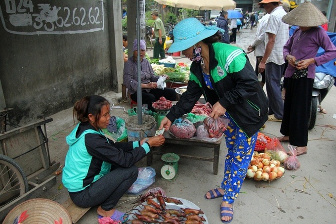 Hanoi farmers earn big during rat hunting season - 5