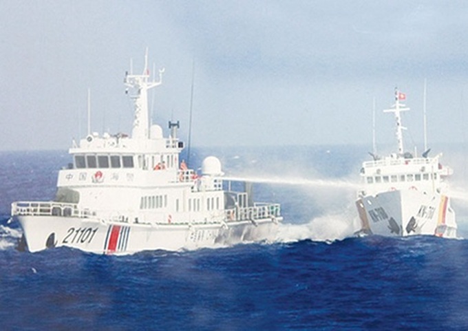 Vietnamese artists express love for country - 1