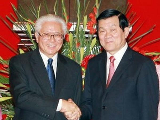 Vietnamese, Singaporean Presidents hold talks - 1