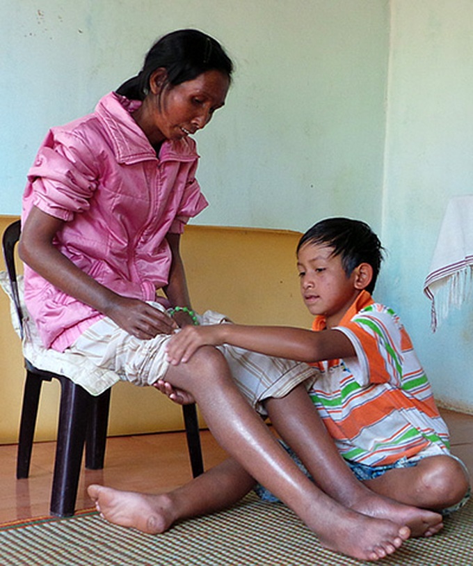 Poor little boy has to take care of ailing mother - 1 Poor little boy has to take care of ailing mother - 1