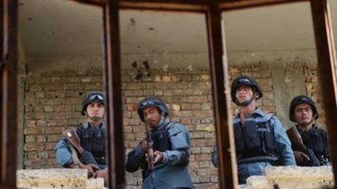 US to begin direct peace talks with Taliban 'within days' - 1 US to begin direct peace talks with Taliban 'within days' - 1