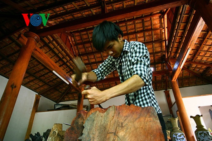 Kim Bong carpentry village - 18