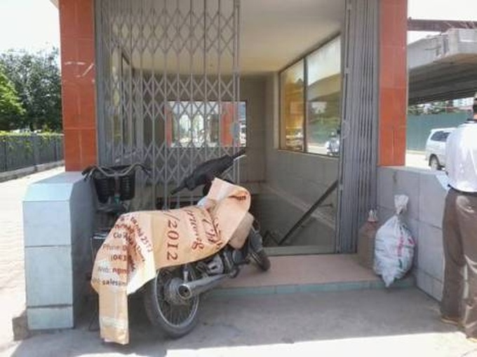 Expensive pedestrian tunnels remain neglected - 9