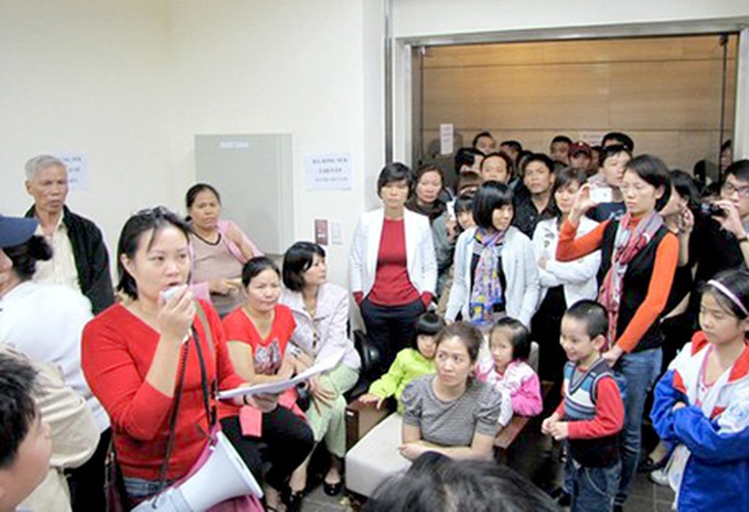 Apartment owners suffer service quality disputes - 1