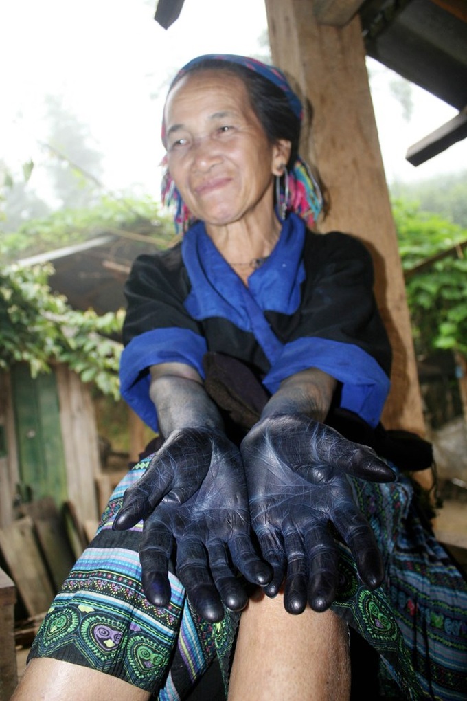 Night school for Mong adults in Yen Bai Province - 2 Night school for Mong adults in Yen Bai Province - 2