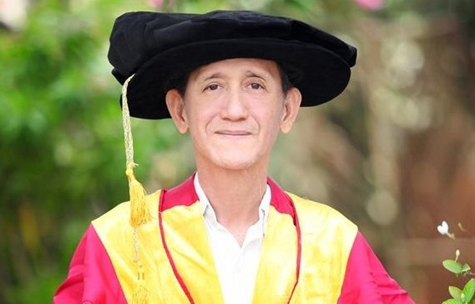 Vietnamese herbalist awarded honorary doctorate by University of Florida - 1 Vietnamese herbalist awarded honorary doctorate by University of Florida - 1