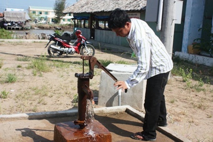 Water shortage grips Kien Giang island - 1