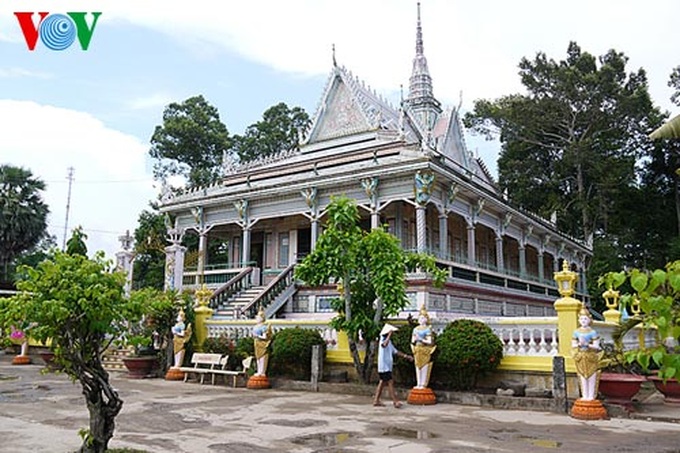 The typical architecture of Khmer pagodas - 2 The typical architecture of Khmer pagodas - 2