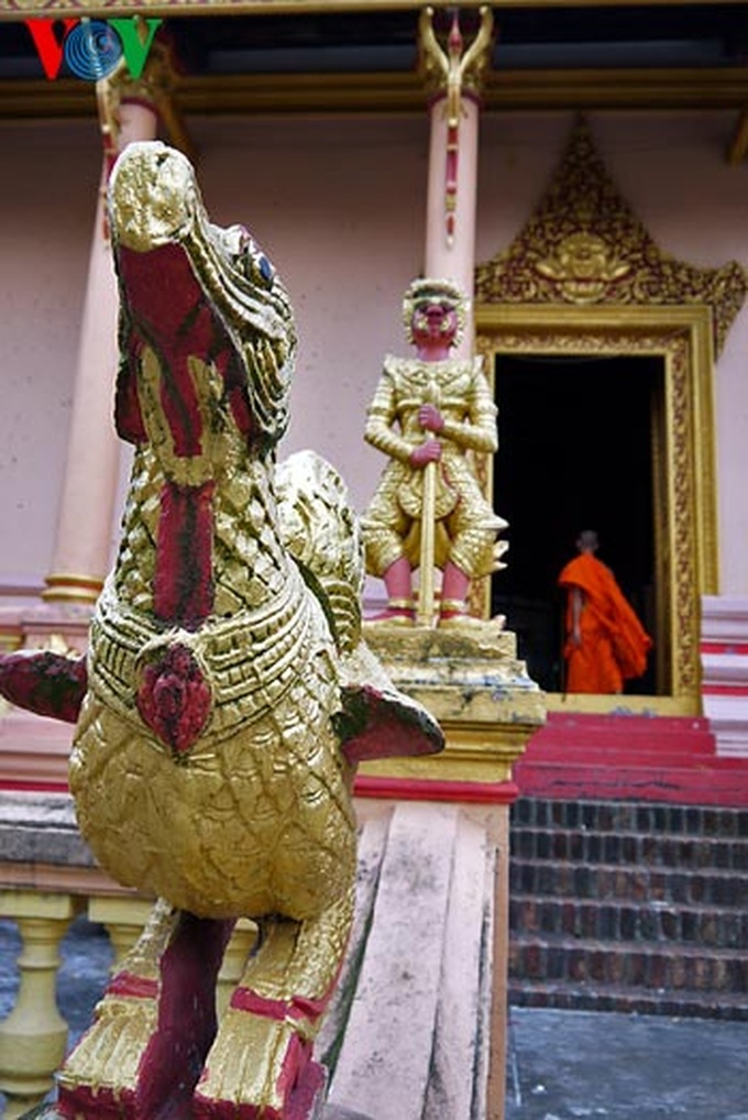 The typical architecture of Khmer pagodas - 9 The typical architecture of Khmer pagodas - 9