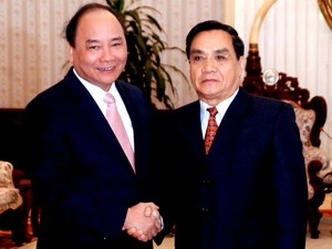 Vietnam’s Deputy PM welcomed in Laos - 1