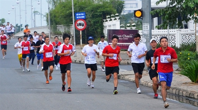 Annual Fun Run raises $40,000 for charity - 1 Annual Fun Run raises $40,000 for charity - 1