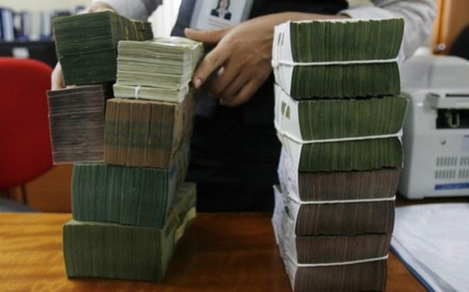 Lower inflation pulls down interest rates - 1