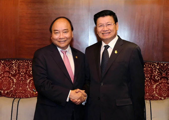 PM meets Lao, Thai counterparts on sidelines of regional summits - 2