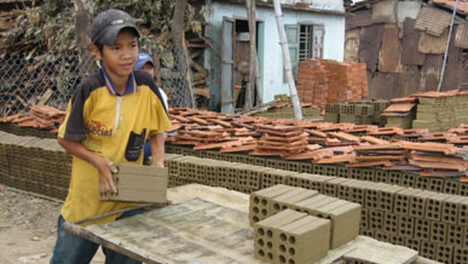 Child labour rate in Vietnam lower than world average - 1 Child labour rate in Vietnam lower than world average - 1