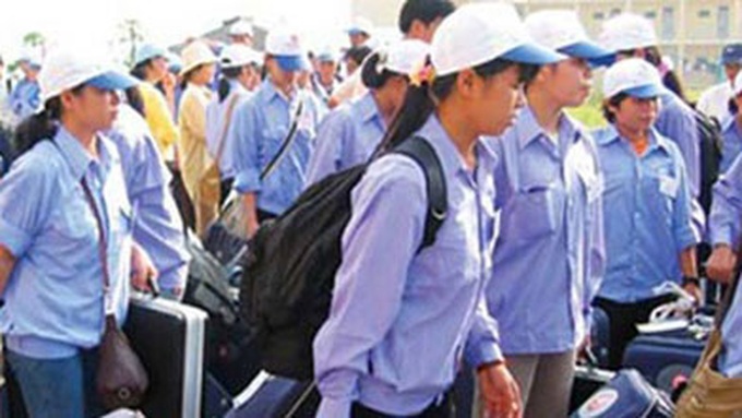 Legal aid helps protect migrant workers - 1