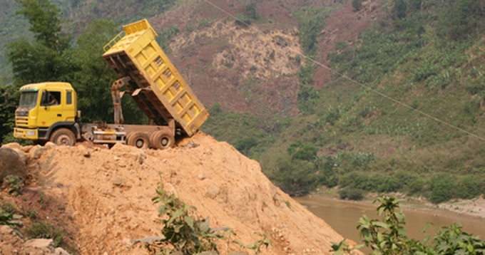 River threatened by hydropower projects - 3 River threatened by hydropower projects - 3