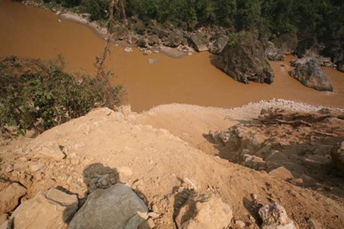 River threatened by hydropower projects - 1 River threatened by hydropower projects - 1