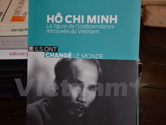 Le Monde newspaper publishes book about President HCM - 1